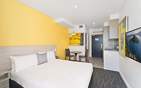 Value Suites Green Square